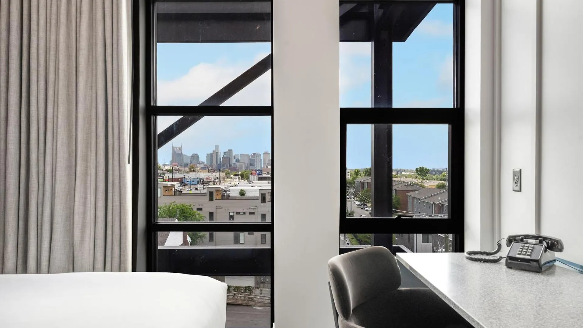Waymore'S Guest House & Casual Club Nashville Hotel