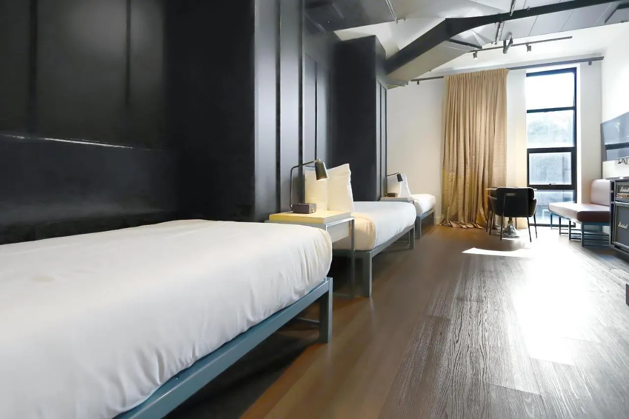 Waymore'S Guest House & Casual Club Nashville Hotel